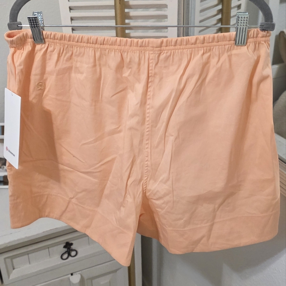 🆕️ Lululemon Cotton-Blend Poplin High-Rise Short 4" - Picture 5 of 9